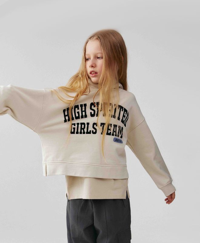 Սվիտշոտ աղջկա - T-271d Սվիտշոտ աղջկա