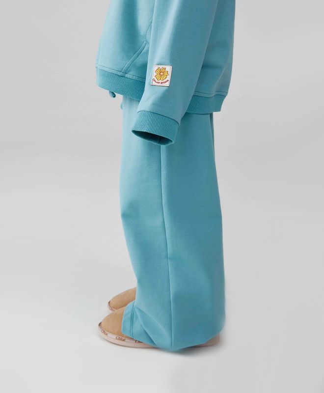 Տաբատ աղջկա